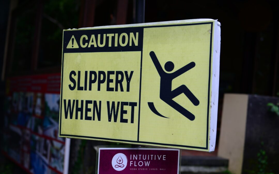 slippery when wet sign